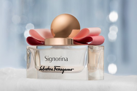 Ferragamo. Signorina fragrance still life.